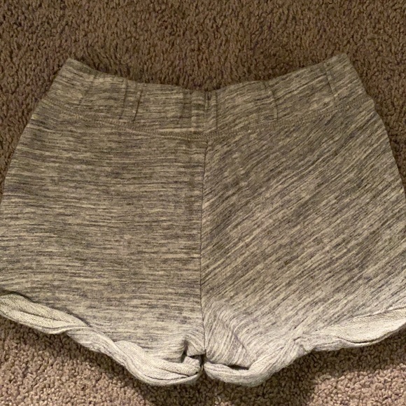 Girls Medium (8) Gap Kids Patterned Comfy Shorts - Picture 2 of 5